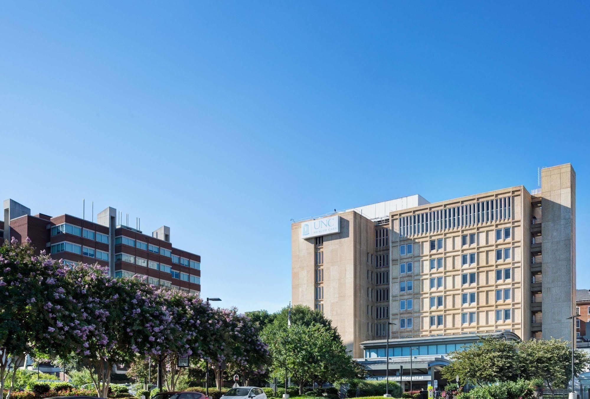 Days Inn - Чапел Хилл Экстерьер фото
